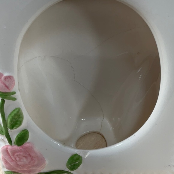 Vintage Floral Ceramic Vase and Frames Butterflies and Flowers - Picture 14 of 16